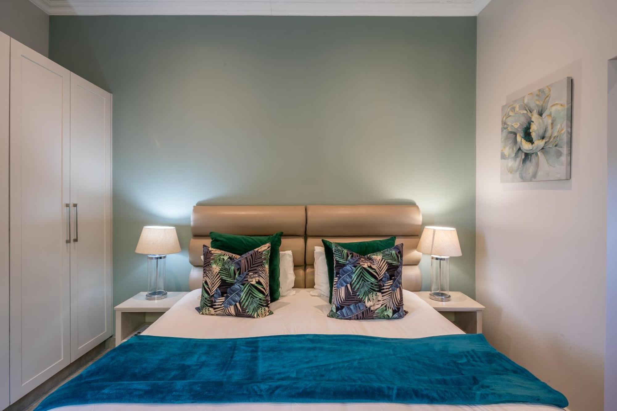 Seashore 2 Bedroom Luxury Unit - Breakwaters Haven Knysna Exterior photo